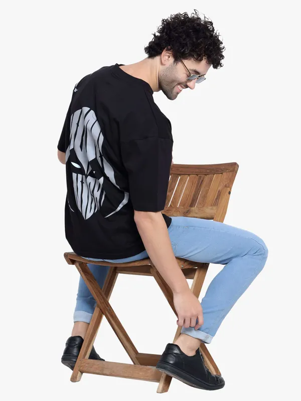 Black_Moon_Knight_Printed_Oversize_Cotton_T-Shirt_For_Men