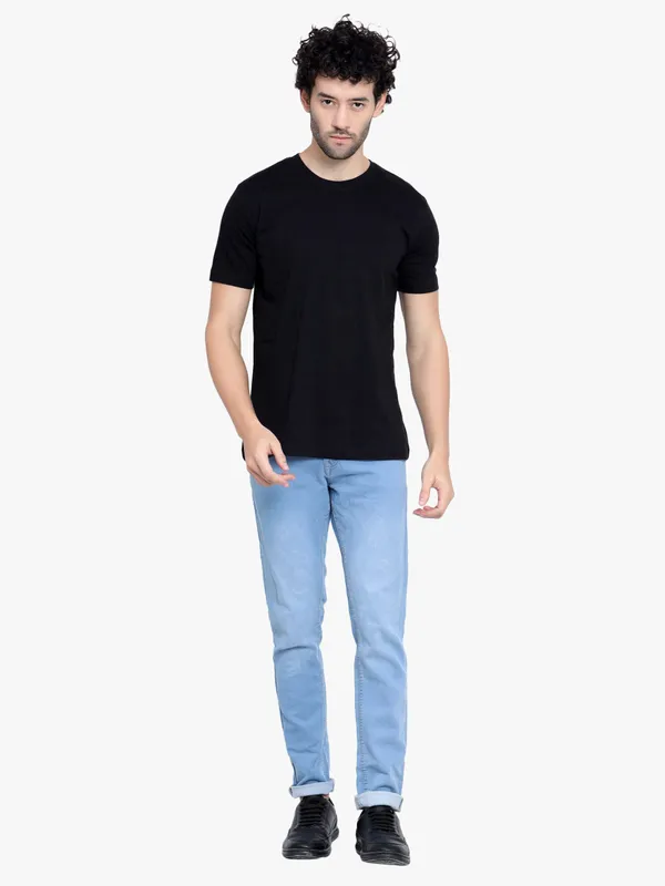 Black_Solid_Cotton_T-Shirt_For_Men