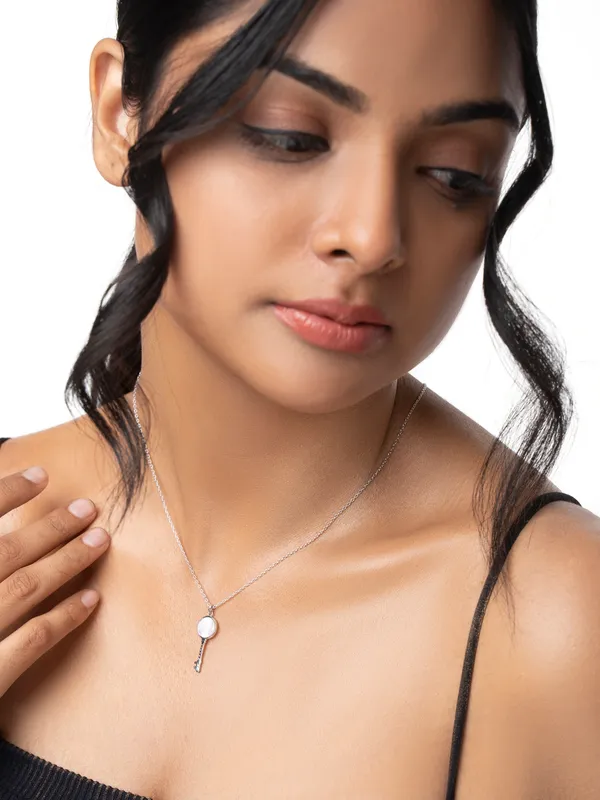 Silver_Premium_Necklace_With_Mop_925ST_Key