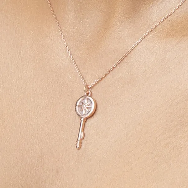 Silver_Premium_Necklace_With_Mop_925ST_Key