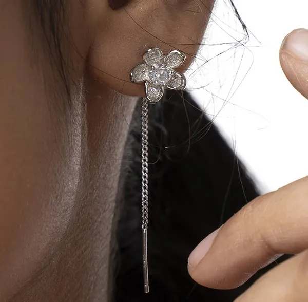 Silver_Premium_Earring_Dangles_Sui_Dhaga_925ST