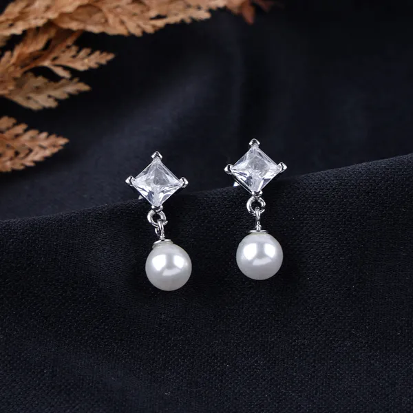 EARRINGS_DANGLER_PRL_925ST