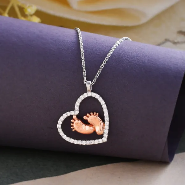 Brass_To_My_Mommy_-_Baby_Feet_Heart_Pendant_Necklace_Gift_Set