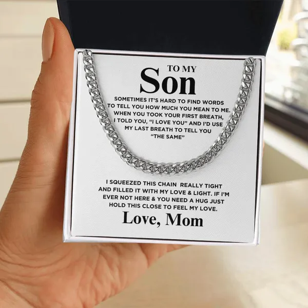 Brass_Unbreakable_Bonds_:_Son_Cuban_Link_Chain_-_Mahagony_Box