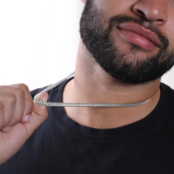 Brass_Unbreakable_Bonds_:_Son_Cuban_Link_Chain_-_Mahagony_Box