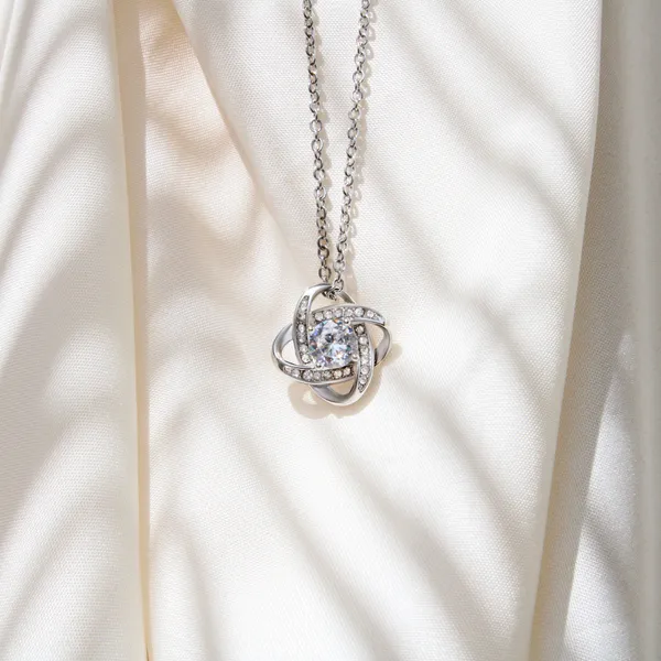 Brass_Infinite_Bond:_Love_Knot_Necklace_v1_-_Mahagony_Box
