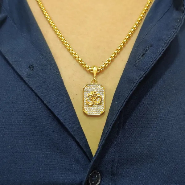 Brass_Son_Premium_Om_Diamond_Pendant