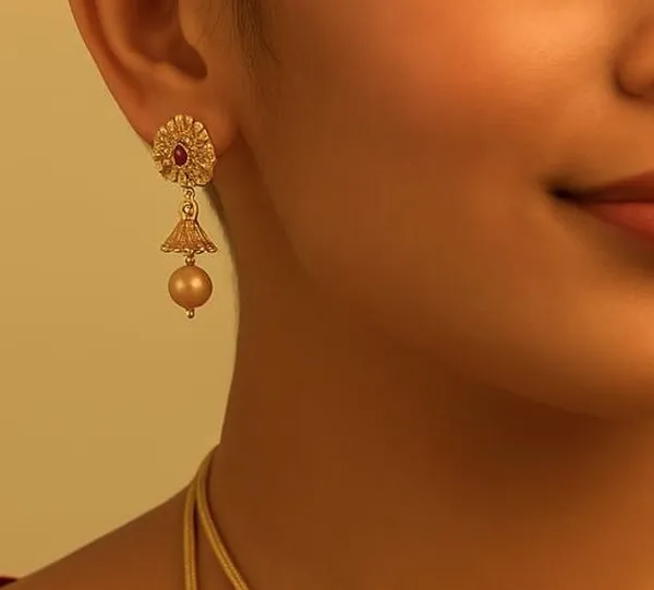 Exquisite_Traditional_Gold-Plated_Double_Layer_Kundan_Necklace_Set_with_Intricate_Filigree_Design,_Pearl_Dangling_Pendants,_and_Matching_Earrings