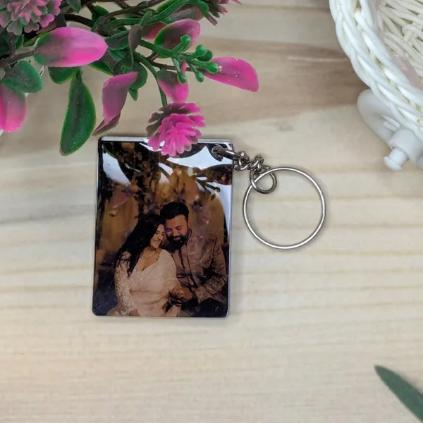 Vibrant_Photo_Acrylic_Keychain_-_Custom_Image_Display