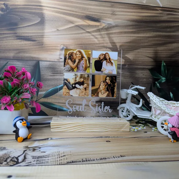 Best_Friend_Gift_For_Girls_-_Personalized_Acrylic_Led_Lamp_With_4_Image_Collage_&_Customized_Quote_With_Wooden_Led_Base_-_Soul_Sister