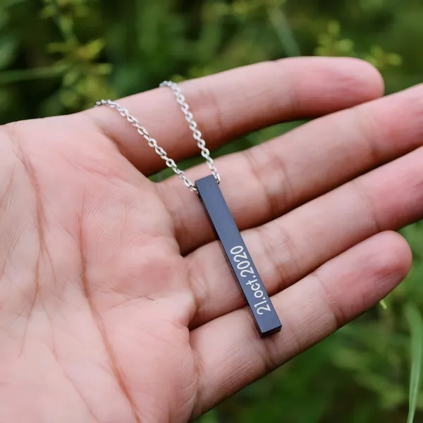 Personalized_Text_Engraving_Bar_Pendant_Necklace