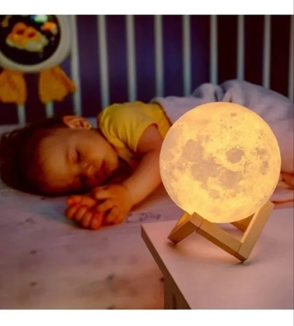 Enchanting_3D_Moon_Lamp_-_Perfect_For_Gifting_&_Room_Decor
