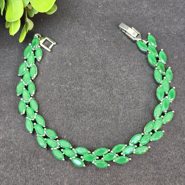 Green_Stainless_Steel_Anti-Tarnish_&_Water_Resistant_Emerald_Leaf_Shaped_Bracelet_For_Women
