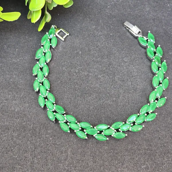Green_Stainless_Steel_Anti-Tarnish_&_Water_Resistant_Emerald_Leaf_Shaped_Bracelet_For_Women