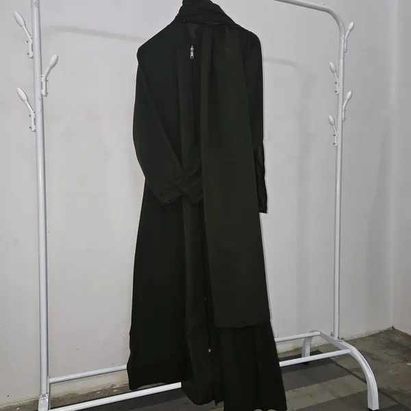 Green_Crepe_Zipper_Abaya_For_Women