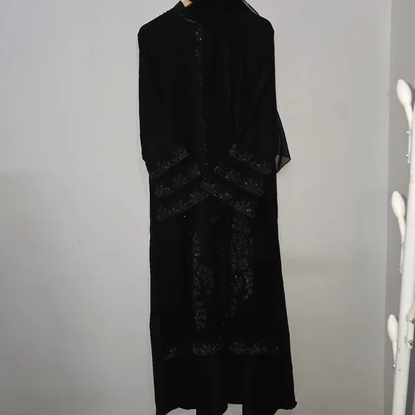 Black_Chiffon_Abaya_Burqa_With_Attached_Shrug_For_Women