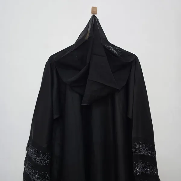 Black_Chiffon_Abaya_Burqa_With_Attached_Shrug_For_Women