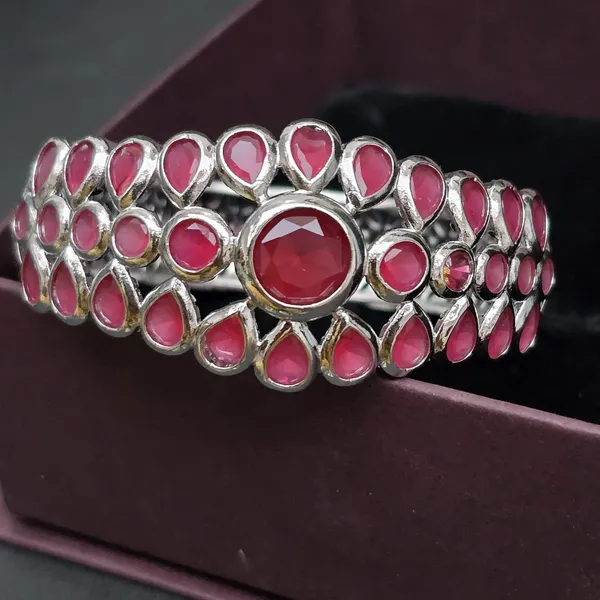 Ruby_Stainless_Steel_Classic_Bangle