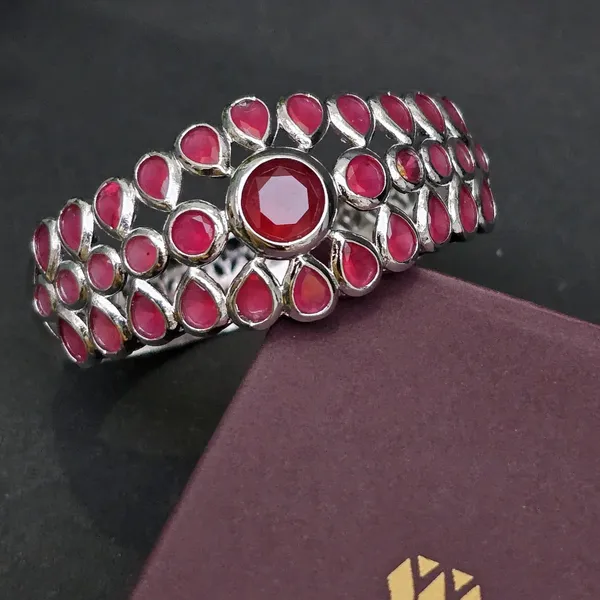 Ruby_Stainless_Steel_Classic_Bangle