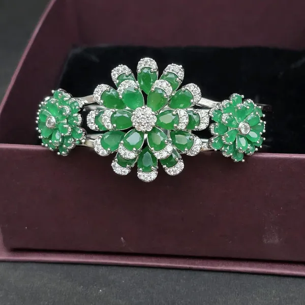 Green_Stainless_Steel_Emerald_With_American_Diamond_Flower_Design_Stone_Bangle