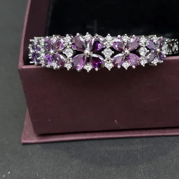 Purple_Stainless_Steel_Spinel_With_American_Diamond_Flower_Design_Stone_Bangle