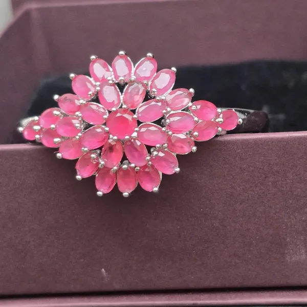 Ruby_Stainless_Steel_Flower_Design_Stone_Bangle