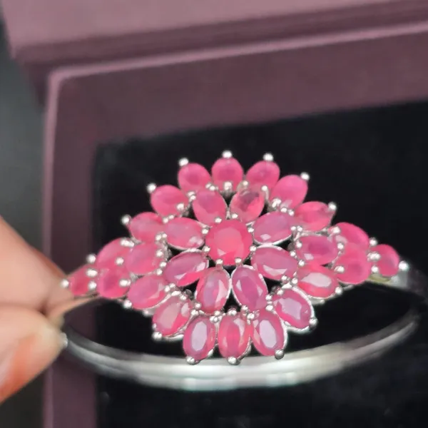 Ruby_Stainless_Steel_Flower_Design_Stone_Bangle