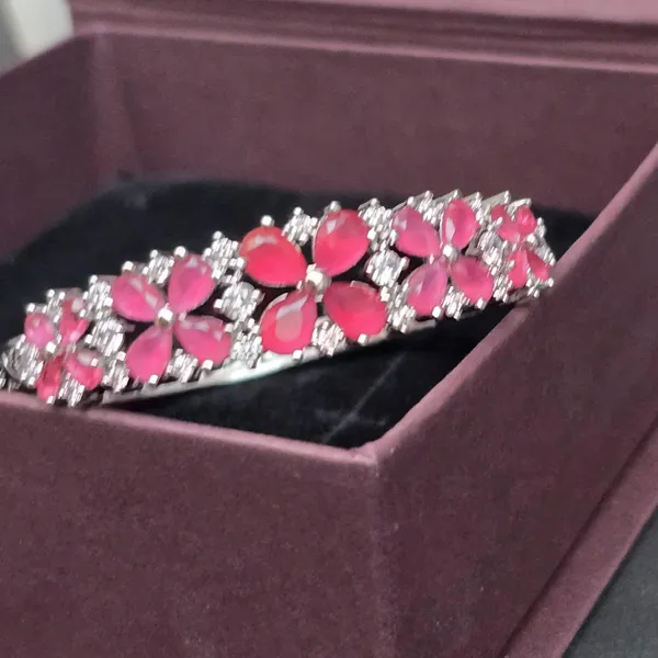Ruby_Stainless_Steel_Ruby_4_Leaf_Flower_Design_Stone_Bangle