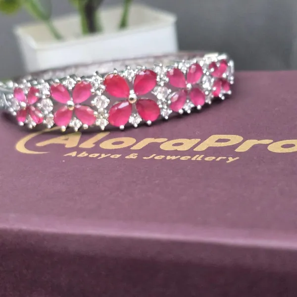 Ruby_Stainless_Steel_Ruby_4_Leaf_Flower_Design_Stone_Bangle