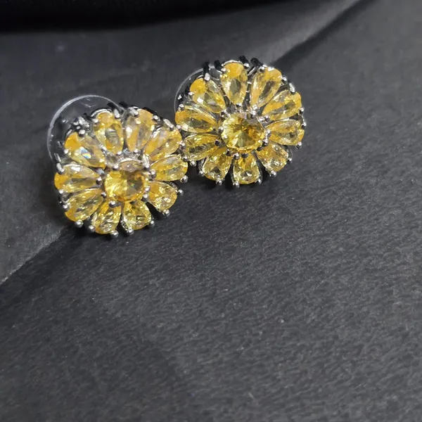 Yellow_Stainless_Steel_Sapphire_Pendant_Set