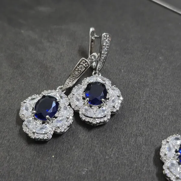 Blue_Stainless_Steel_Sapphire_With_American_Diamond_Pendant_Set
