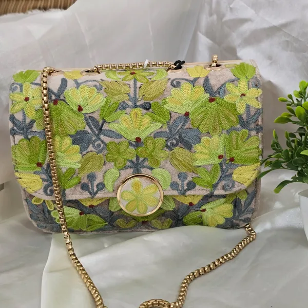 Beige_Leather_Sling_Bag_For_Women_&_Girls