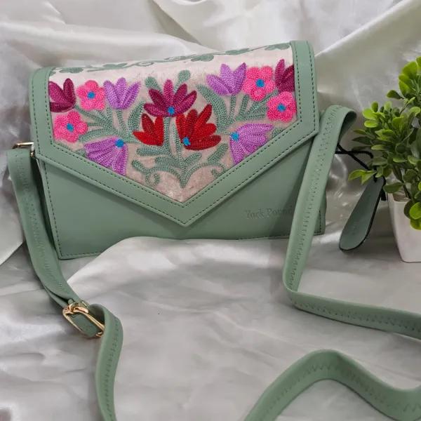 Leather_Sling_Bag_For_Women_&_Girls