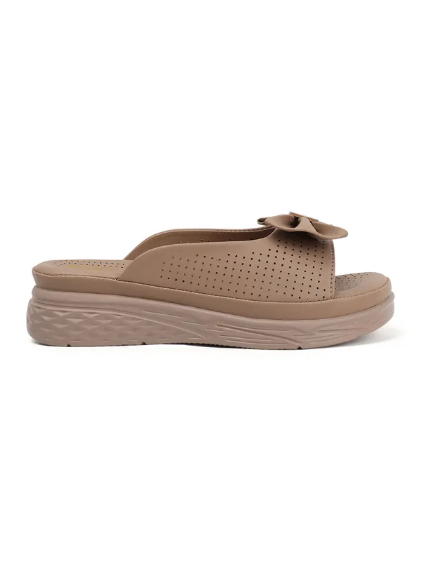 Chiku_Synthetic_Casual_2_inch_Sandals_For_Women