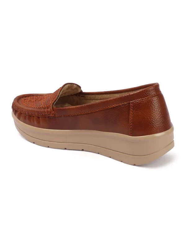 Womenï¿½s_comfort_loafers