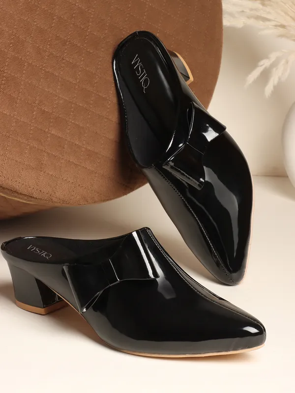 Stylish_Glossy_Bow_Mules_for_Women_with_Comfortable_Block_Heel_and_Slip-On_Design