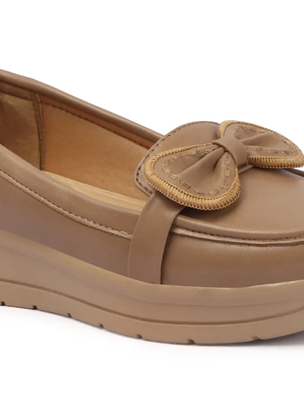 Womenï¿½s_wedge_loafers
