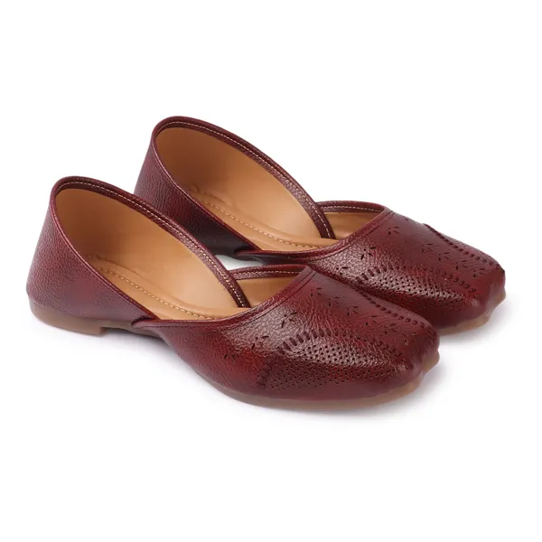 Elegant_Textured_Synthetic_Leather_1.5_inch__Heel_Juttis_with_Square_Toe_&_Perforated_Design