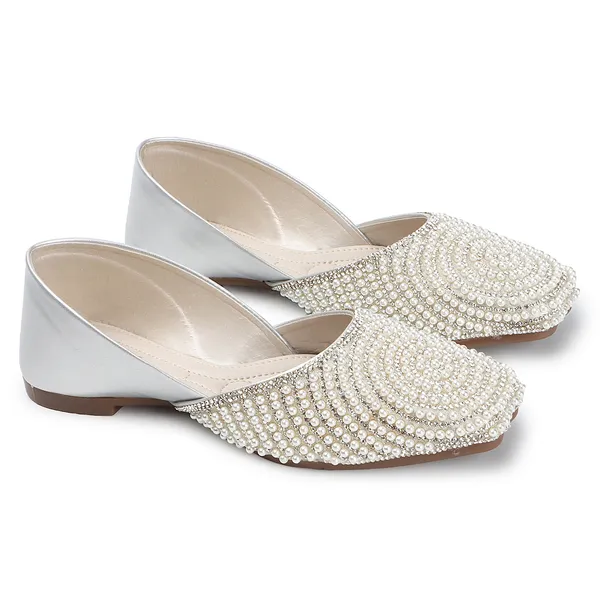 Stylish_Pearl-Embellished_Womenï¿½s_Flats_for_Festive,_Ethnic,_and_Party_Wear