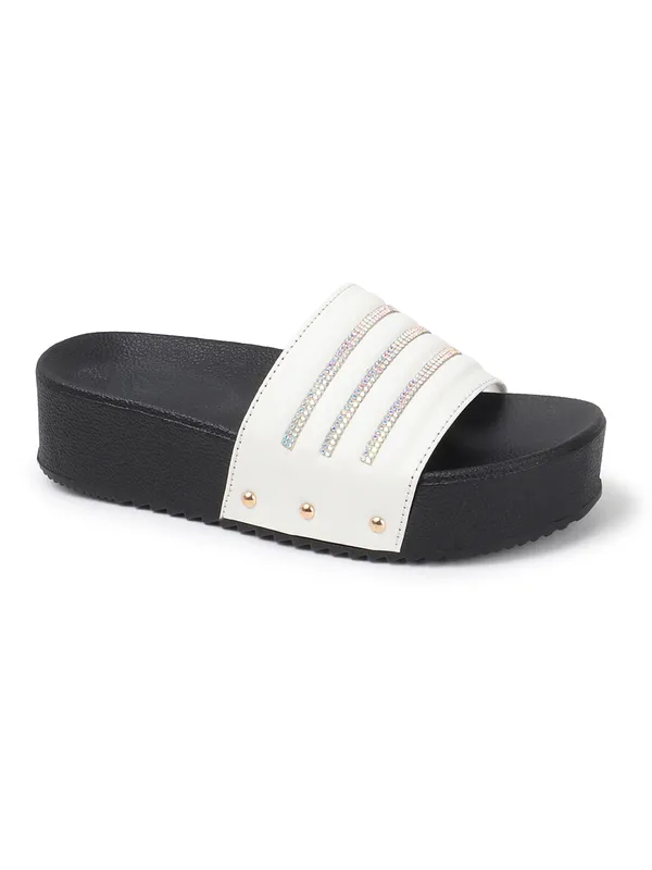Trendy_and_Black_Platform_Sliders_with_Rhinestone_Straps_for_Women