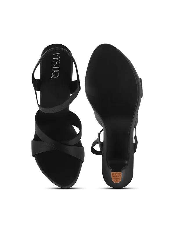 Stylish_Platform_Heels_with_Cross-Strap_Design_and_Comfortable_Fit_for_Party_and_Everyday_Wear