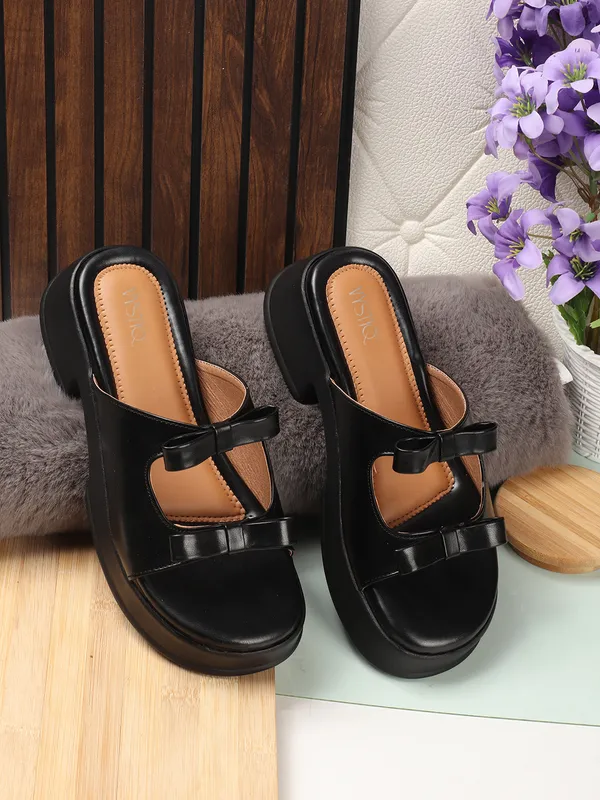 Trendy_Platform_Block_Heels_for_Women_with_Double_Bow_Straps_and_Cushioned_Insole_Comfort