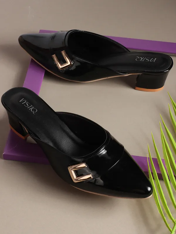 Elegant_Block_Heel_Mules_for_Women_with_Gold_Buckle_and_Glossy_Finish
