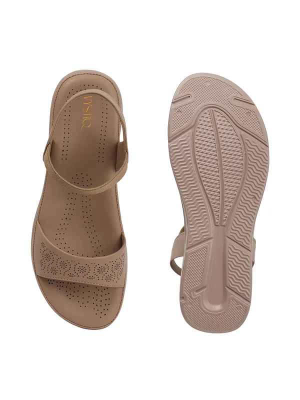 Trendy_Wedge_Sandals_for_Women_with_Perforated_Design_and_Elastic_Strap_Comfort_Fit