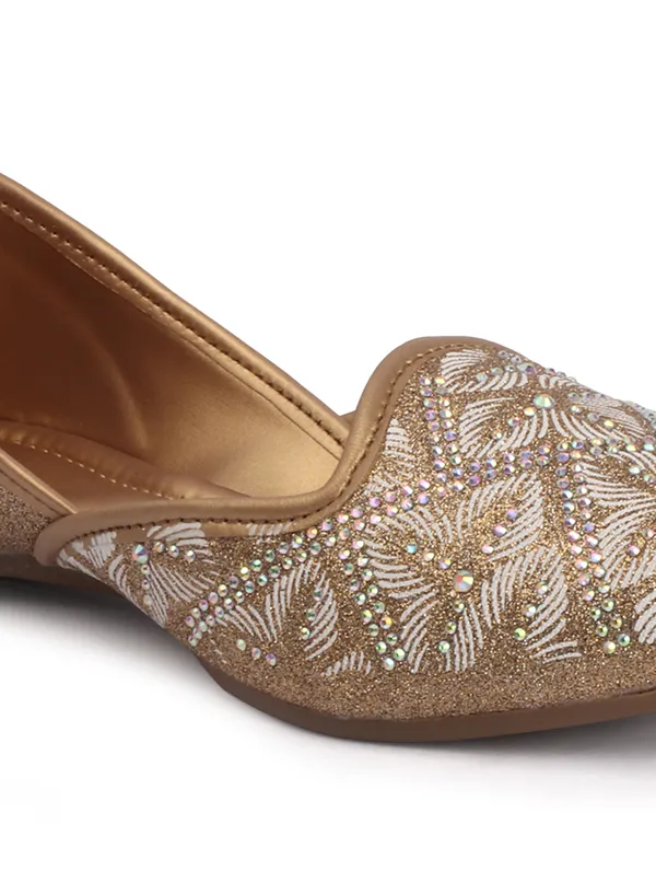 Elegant_Embellished_Ethnic_Flat_Juttis_for_Women