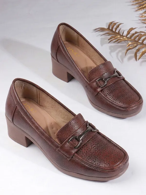 Women�s_Textured_Loafers