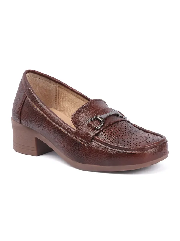 Women�s_Textured_Loafers