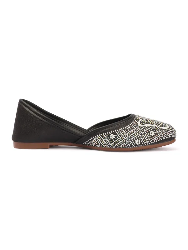 Womenï¿½s_Embellished_Butterfly_Jutti