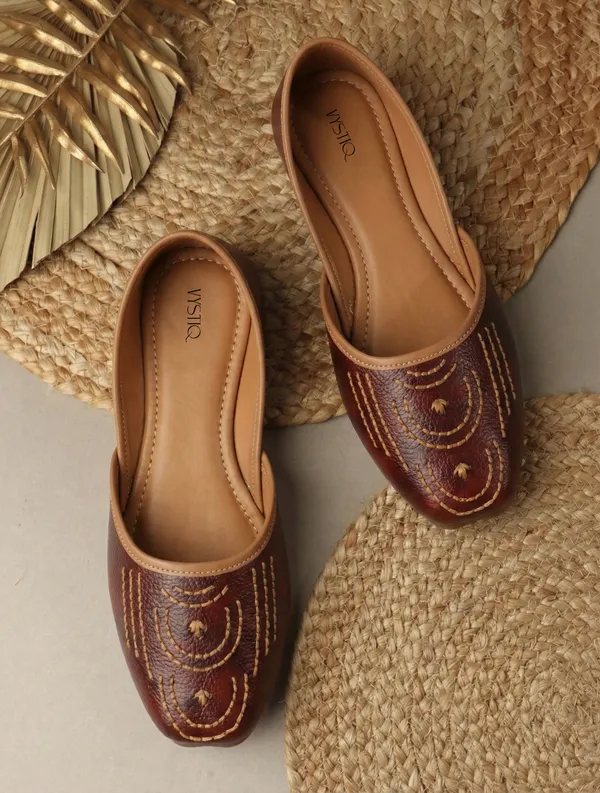 Women's_Embroidered_Lightweight_Mojaris