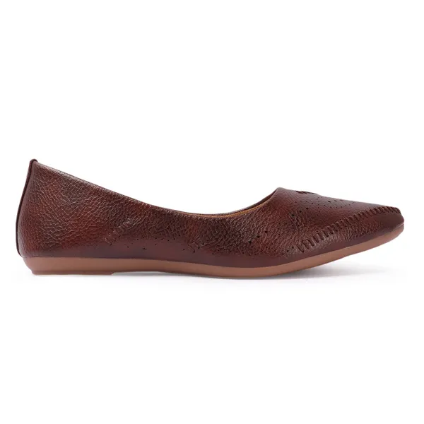 Women_BellieElegant_women's_slip-on_ballerina_flats_with_textured,_cushioned_insole_and_embellished_centerpiece_perfect_for_daily_wear.s